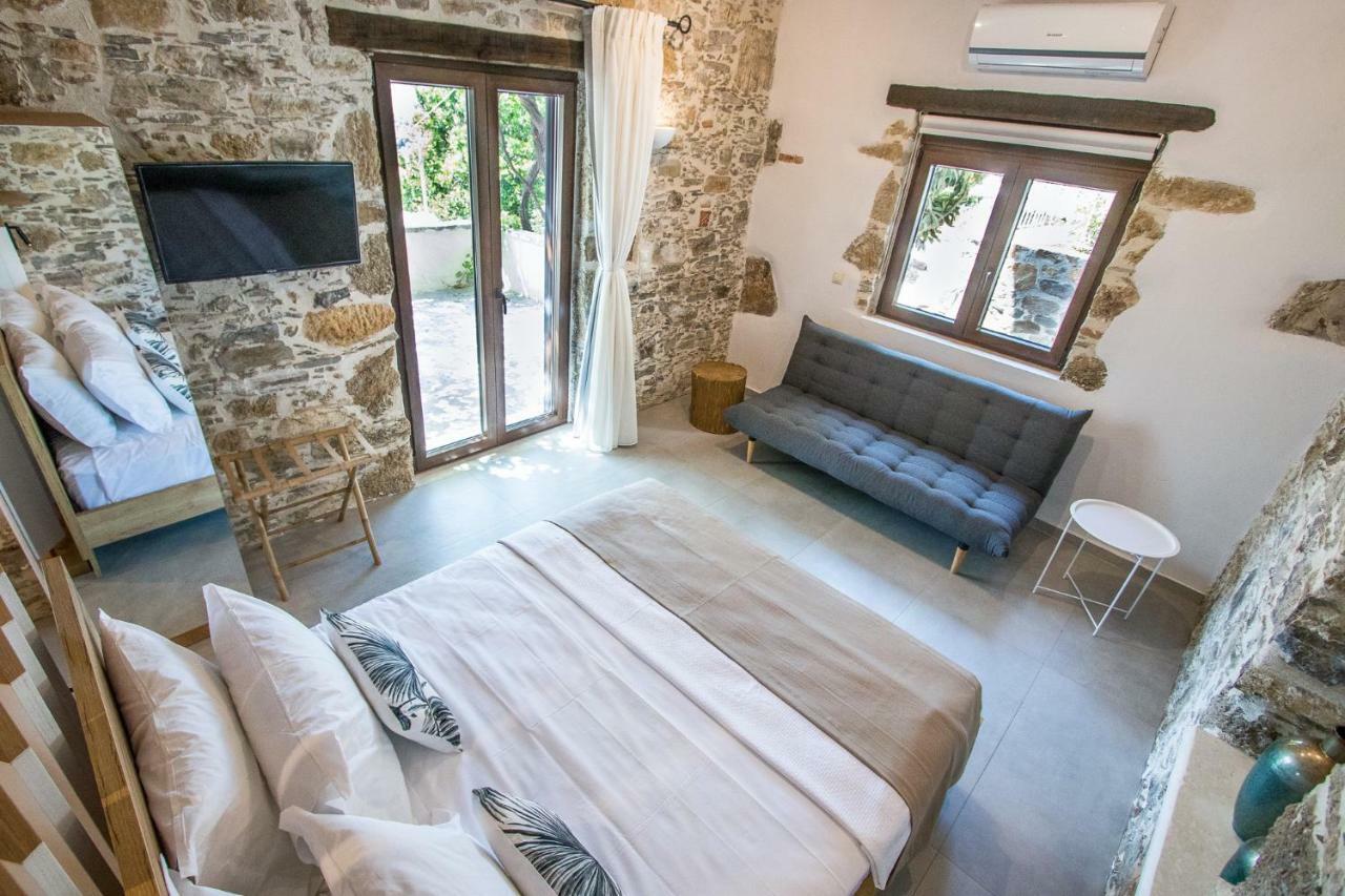 Stairs Homes & Suites Kamaria  Esterno foto